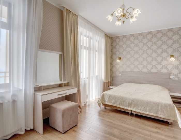 Люкс 2-местный 2-комнатный корпус 5 - Санаторий «Белоруссия» Ялта Кореиз